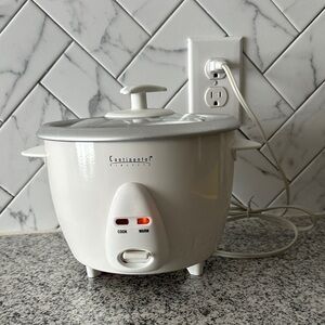 Working Continental Electric rice cooker
